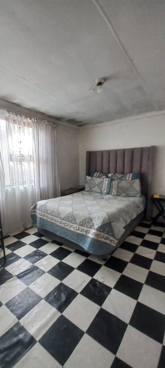 2 Bedroom Property for Sale in Zwide Eastern Cape